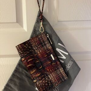 Brahman Daisy wristlet